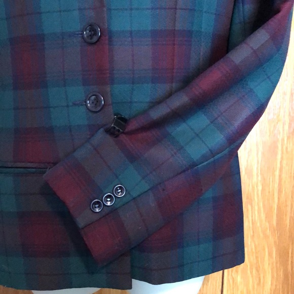 Halston pkaid blazer - Picture 3 of 4